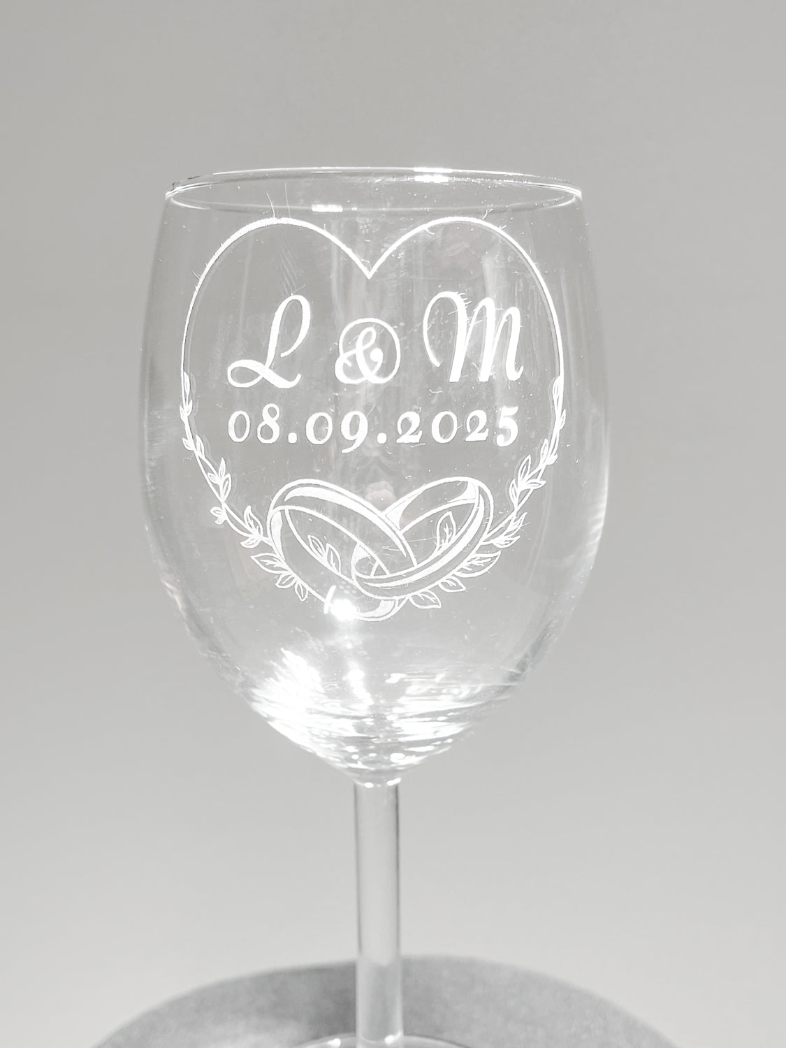 Personalized wine glass